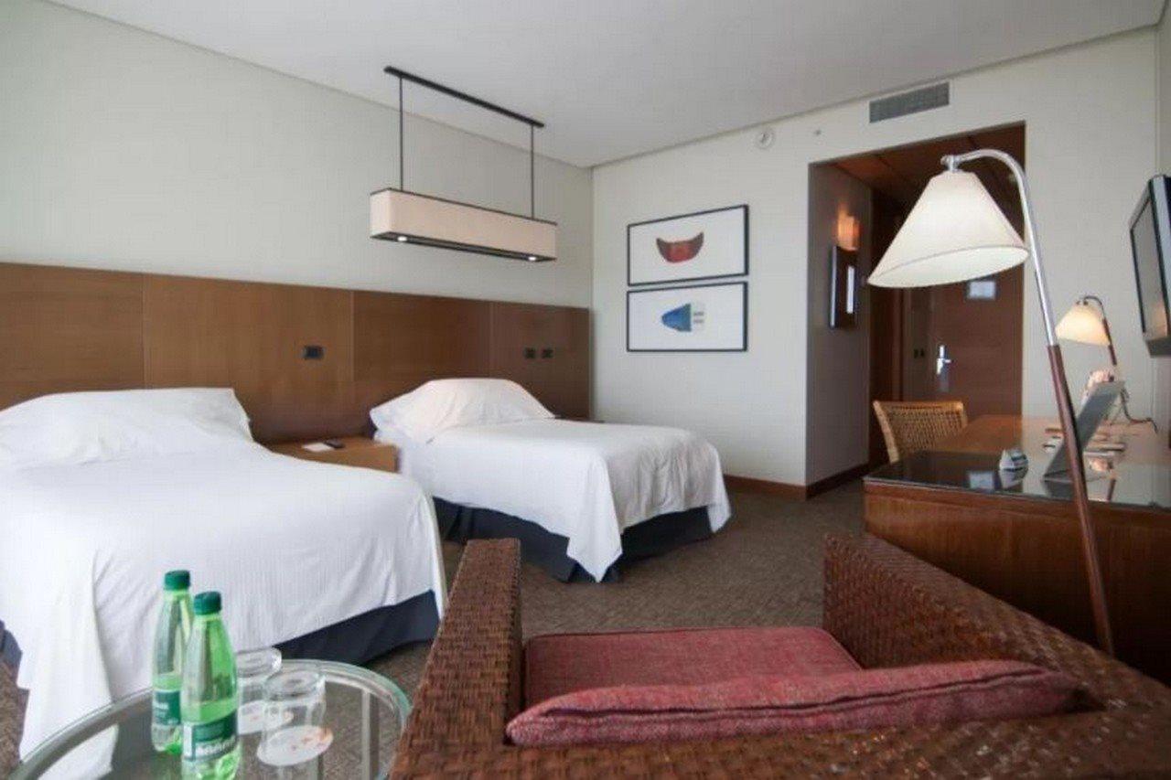 Enjoy Coquimbo Hotel Екстериор снимка A room at the hotel