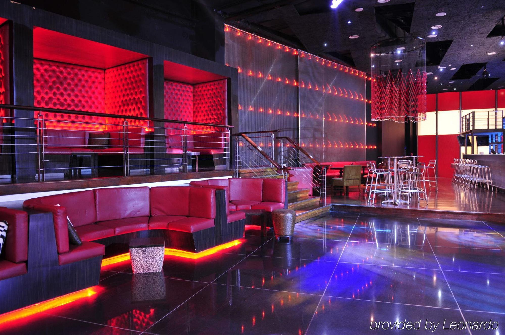 Enjoy Coquimbo Hotel Интериор снимка Interior of the nightclub