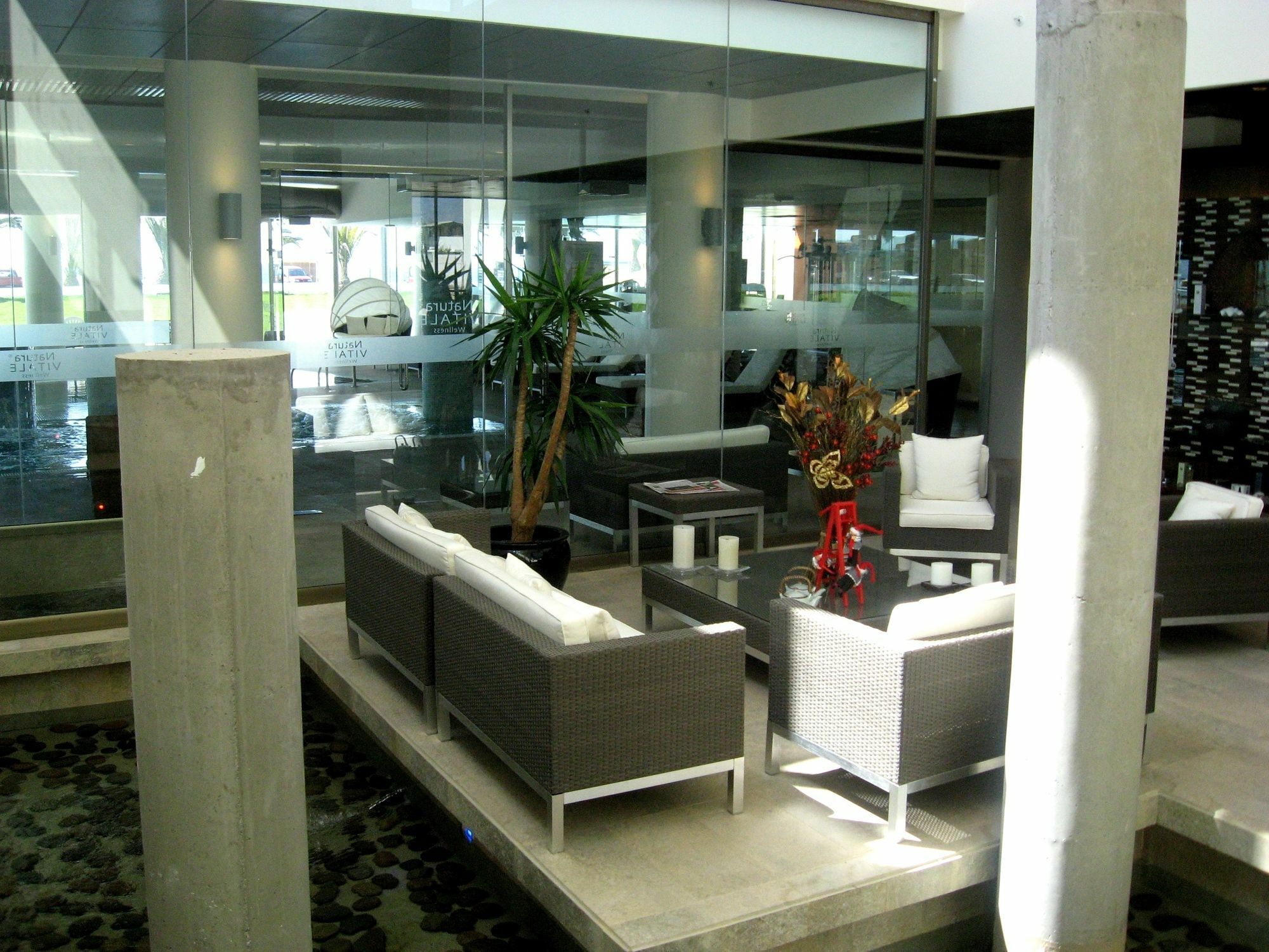 Enjoy Coquimbo Hotel Екстериор снимка The interior of the airport
